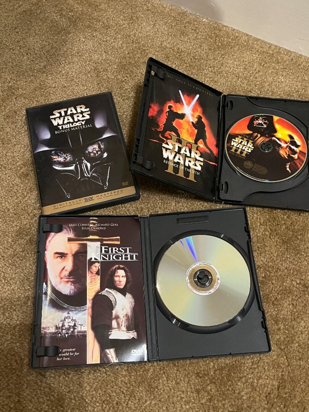 DVD Lot #4 - Star Wars, 3 DVD's